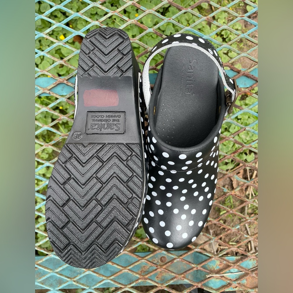 NWOT Sanita Polka Dot Clogs / Cute Black & White Clogs Size 7-7.5 Euro 38 - Picture 4 of 16